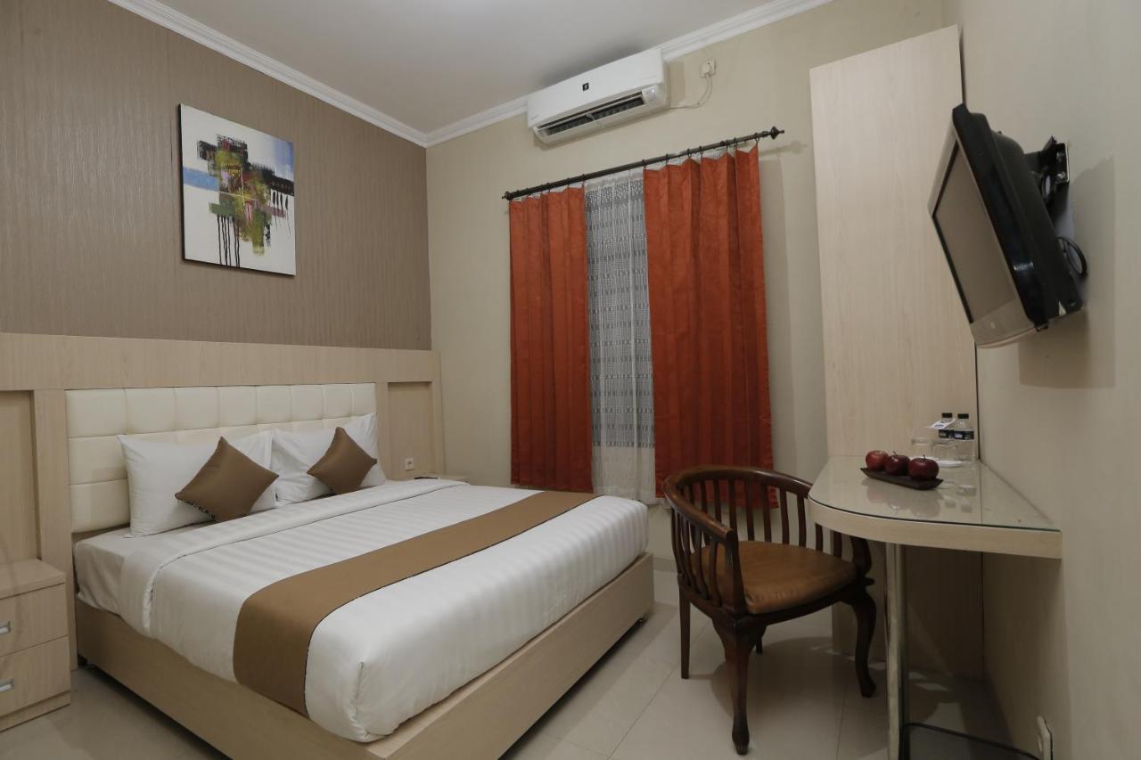 Hotel Atalie Malioboro By Natt'S Hospitality Джок'якарта Екстер'єр фото